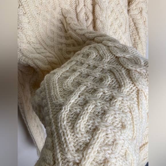 Orvis Fisherman Sweater Mens L Ivory 100% Wool Cable Chunky Knit Made in Ireland - Picture 8 of 12